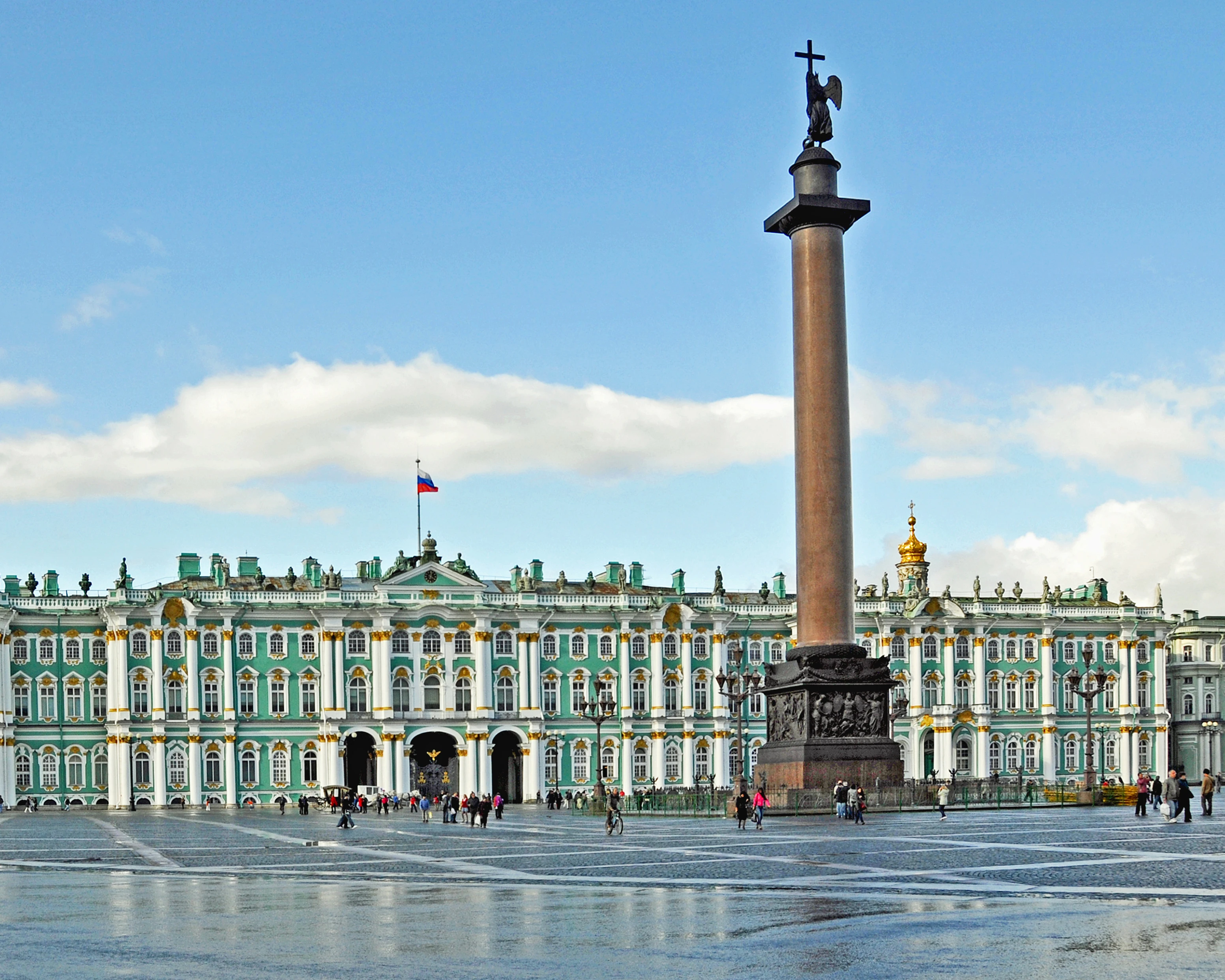 <p>На фото: Эрмитаж. Санкт-Петербург. </p>