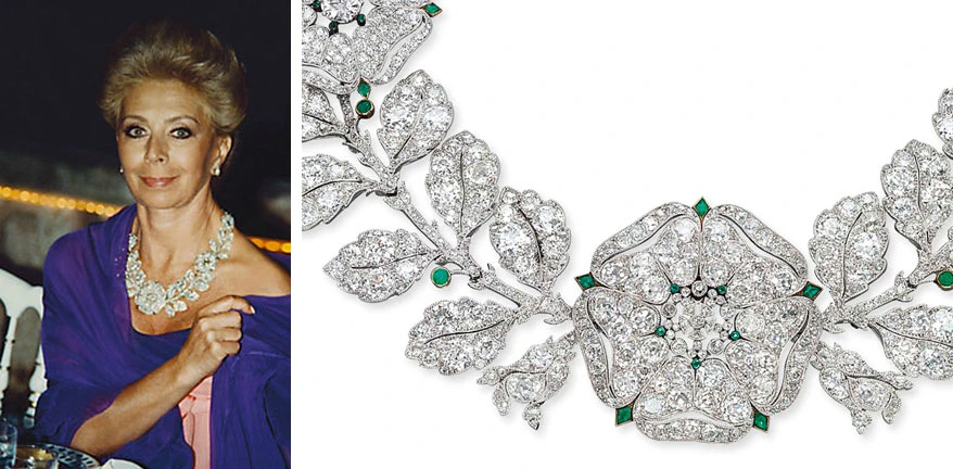 <p><em>На фото: Лили Сафра и колье «Eglantine»</em></p>