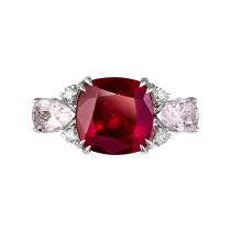 Кольцо «В сопровождении пламени» Кольцо «В сопровождении пламени»