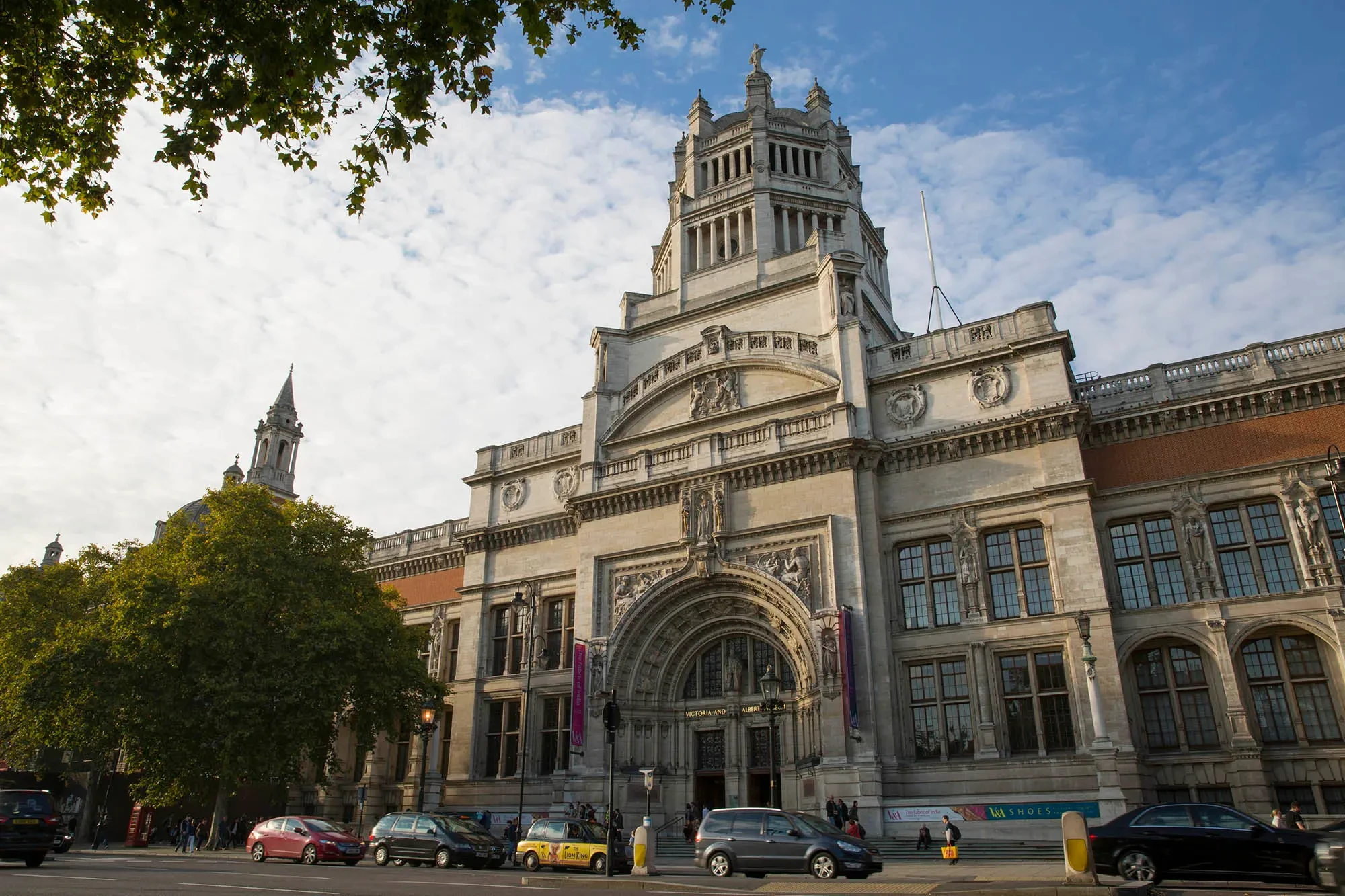 <p><em>На фото:&nbsp;Музей Виктории и Альберта в Лондоне</em></p>
