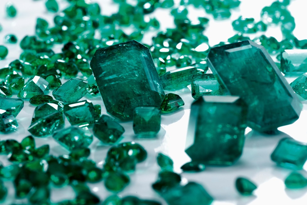 Зелёные камни в ювелирных украшениях